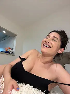 XXX chat uživo modela IrisBlues