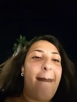 Chat +18 de IRINA_DIAMOND ao vivo