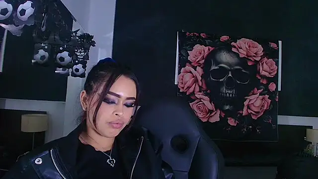 EvaaFoxxy1 élő XXX-chatje