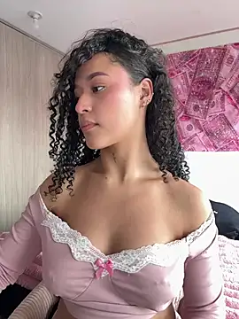 دردشة crystal_dlun الجنسية المباشرة