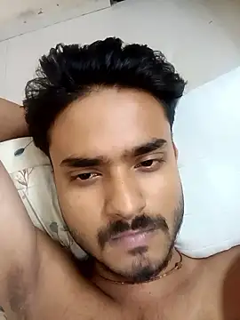 Vicky_thakur Adlı Modelin Canlı XXX Sohbeti