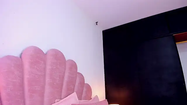 Mommy_Big_Ass' Live XXX Chat