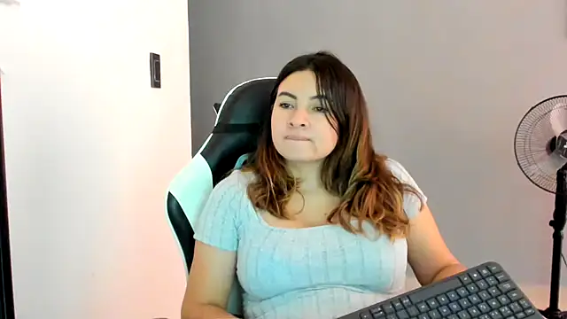 Chat +18 de __Emma__11__Lecat_ ao vivo