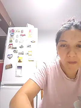 Aleioji10's Live XXX Chat