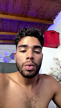 AlejandroGreco লাইভ XXX চ্যাট