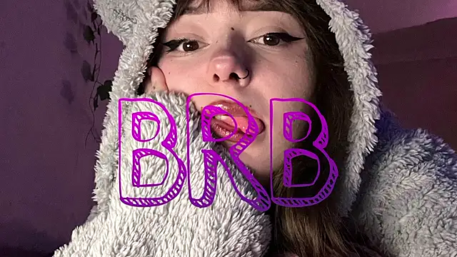 Raven_Armor Adlı Modelin Canlı XXX Sohbeti