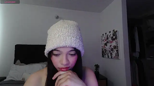 Jasmine_019's Live XXX Chat