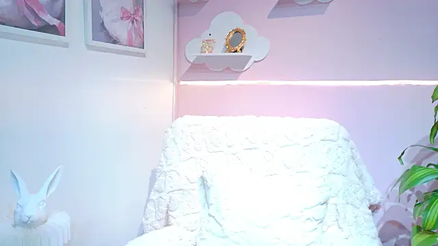 VaLuu__'s Live XXX Chat