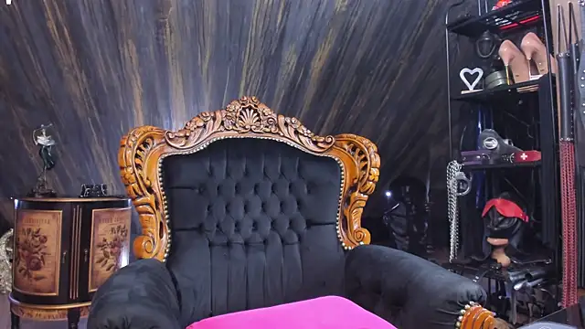 TaylorGrace Chat XXX in diretta