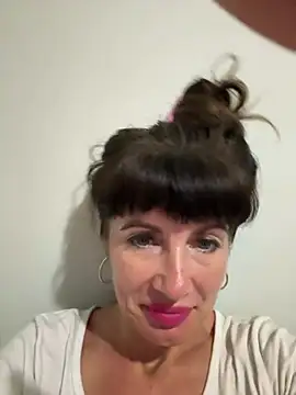 LadyLuxLover 라이브 XXX 채팅