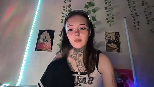 Živý XXX chat Raven_Armor