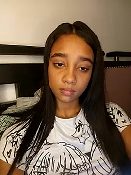 Zoe_Sweett18's Live XXX Chat