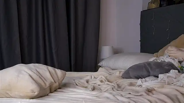 Živý XXX chat NelleMihalko