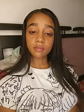 Zoe_Sweett18's Live XXX Chat