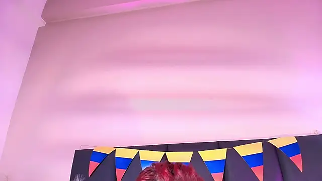 JupiteFox Live XXX-chat