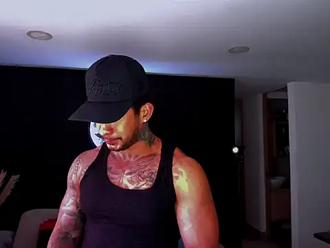 Show modela Dammianmiller na web-kameri