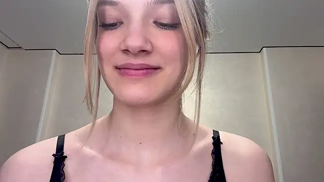 Živý XXX chat Carolini_i
