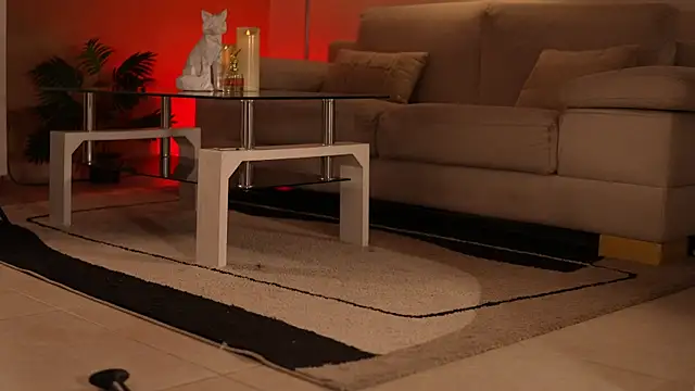 Živý XXX chat GiaFaaris