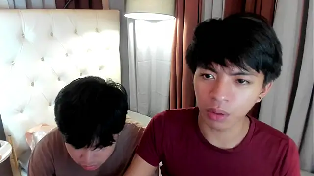 Chat XXX en directo de davincihugecock