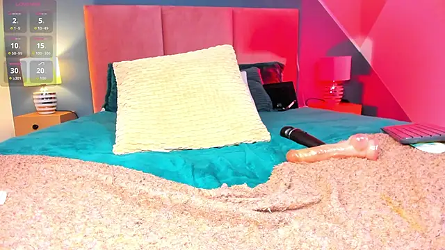 Lola_12_ Chat XXX in diretta