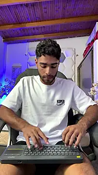 AlejandroGreco XXX чат на живо