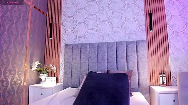 SofiiCruz's Live XXX Chat