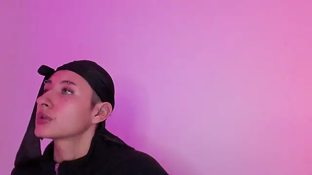 Živý XXX chat vandalovee_