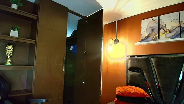 Онлайн чат XXX DacotaAndersonDirty
