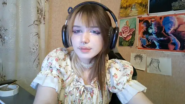 Chat +18 de MilaTyan ao vivo