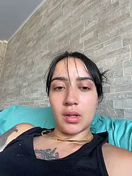EmmyEvans1's Live XXX Chat