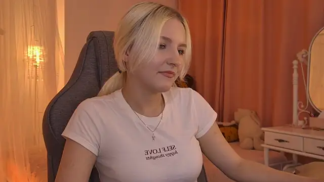 ViolaMore's Live XXX Chat