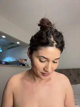 Chat +18 de IrisBlues ao vivo