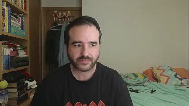 curiosillo83 – Naživo XXX chat