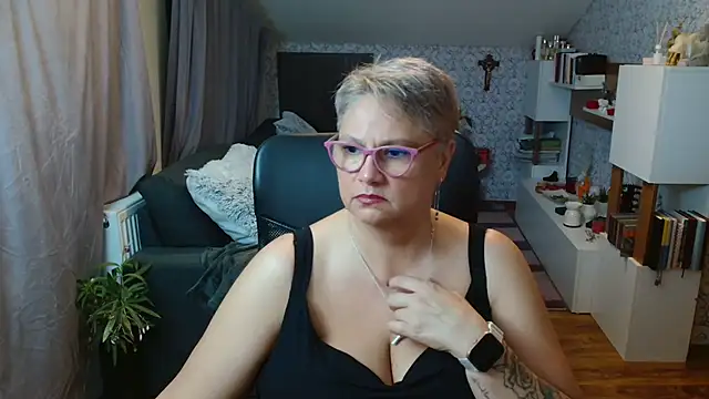 Živý XXX chat bigtits4you