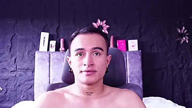 LiamDeep's Live XXX Chat