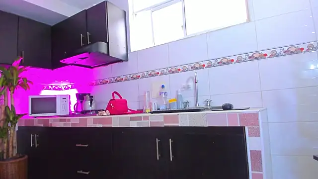 دردشة Emma-evans الجنسية المباشرة