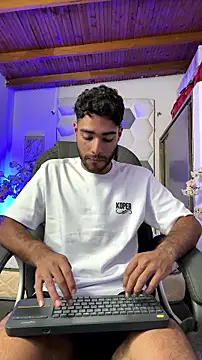 AlejandroGreco XXX чат на живо