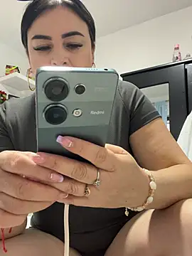 candy69- Live XXX Chat