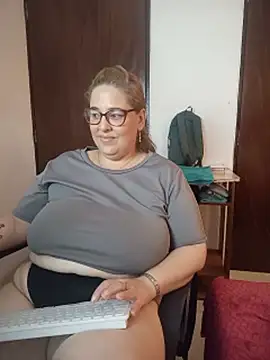 Chat +18 de Kataleyamilf69_ ao vivo