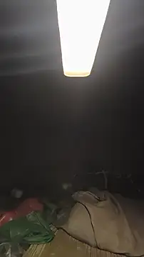 IMBADBOY4UのライブXXXチャット