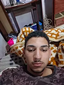 צ'אט XXX בשידור חי של andre_oliver