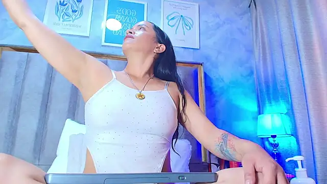 Czat XXX na żywo – AvaX_777