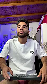แชท XXX สดของ AlejandroGreco