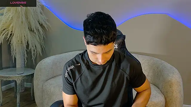Noah_Clarkk's Live XXX Chat