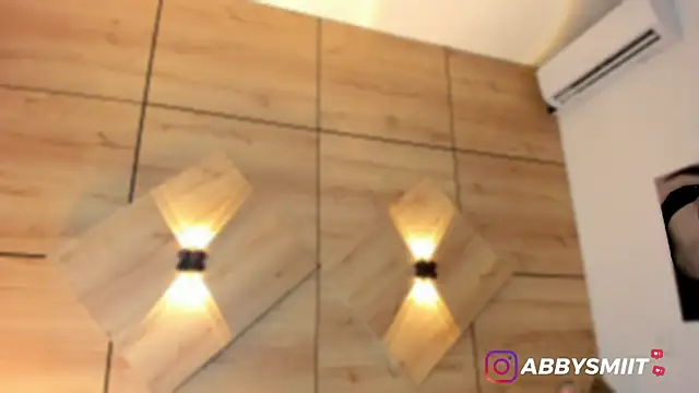 Chatroom XXX en direct de aby_smiith_