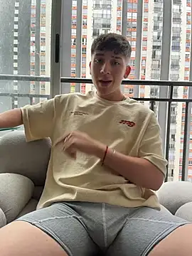 OLIVER_K – Naživo XXX chat