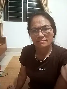Vieekee live XXX chat