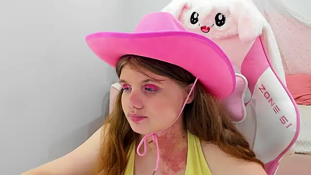 XXX chat uživo modela ChloeHalses