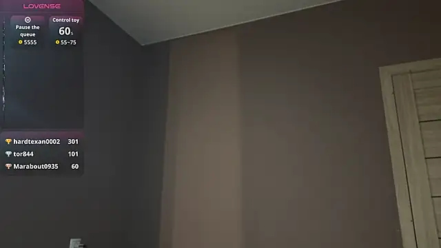 saint_cat25's Live XXX Chat