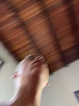 XXX chat uživo modela PrincesLeo
